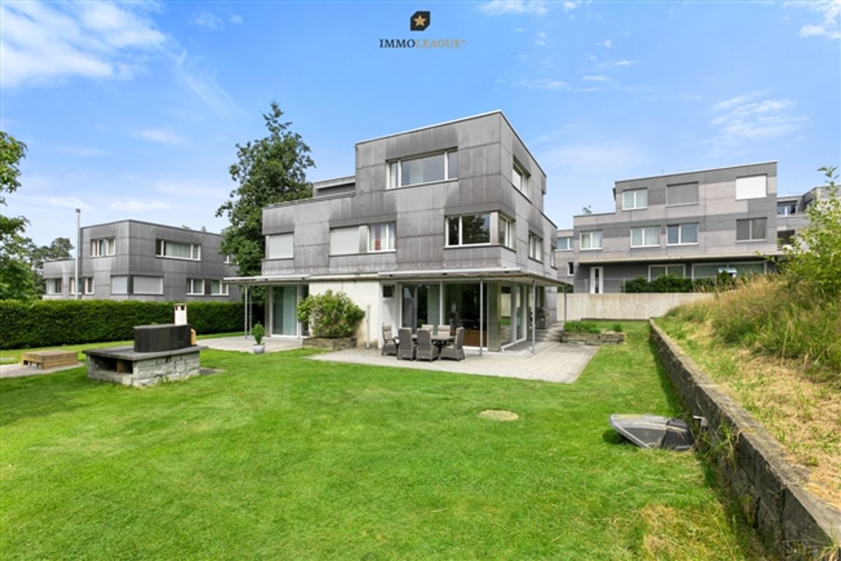 Exklusives Wohnen. Ruhige Lage. Fantastischer Wellnessbereich. - 2