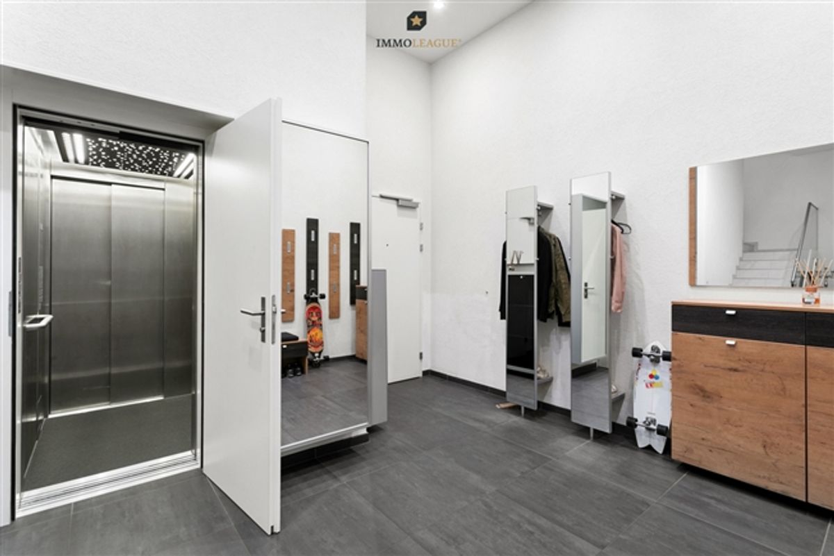 Exklusives Wohnen. Ruhige Lage. Fantastischer Wellnessbereich. - 10