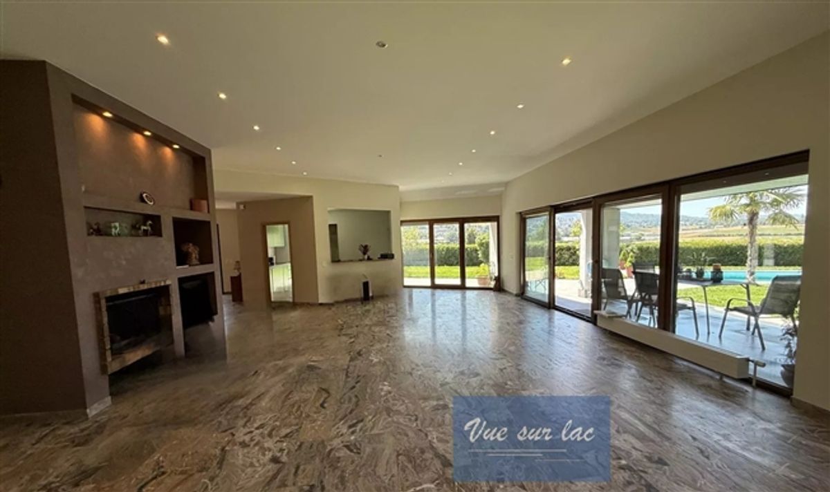 LUXUSVILLA IN VESSY MIT LANDSCHAFTSBLICK UND POOL - 4