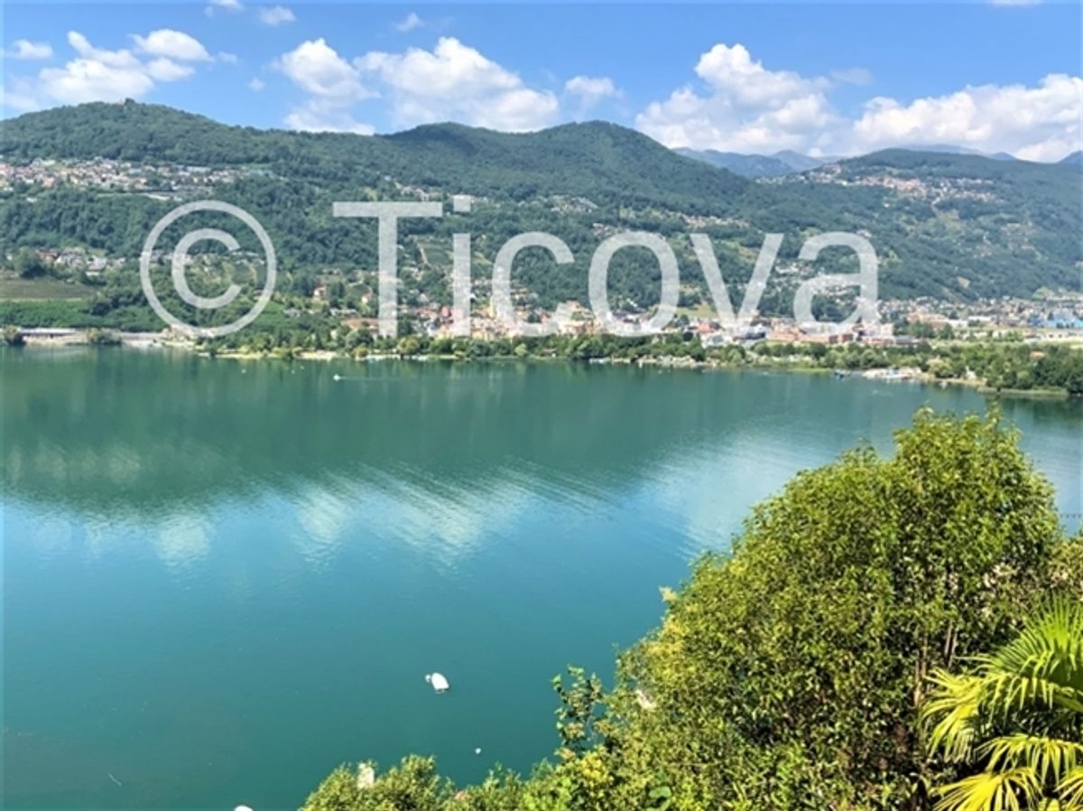 Lugano-Collina d'Oro (TI) Luganersee - exklusive Villa mit Bootshaus - 0