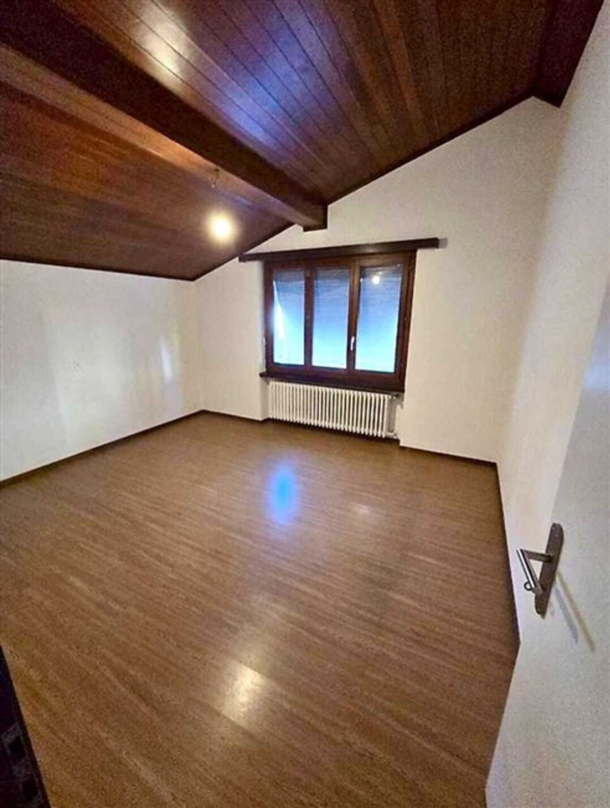Zu vermieten 3.5-Zimmer-Haus in Monte Carasso - 2