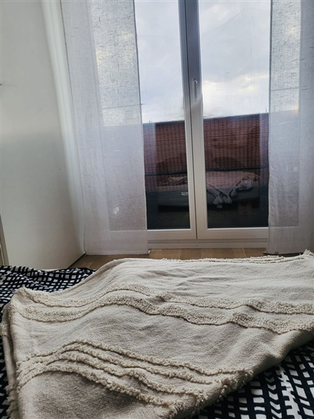 31/2-ZIMMER-WOHNUNG IN LAUSANNE (VD), MÖBLIERT, BEFRISTET - 4