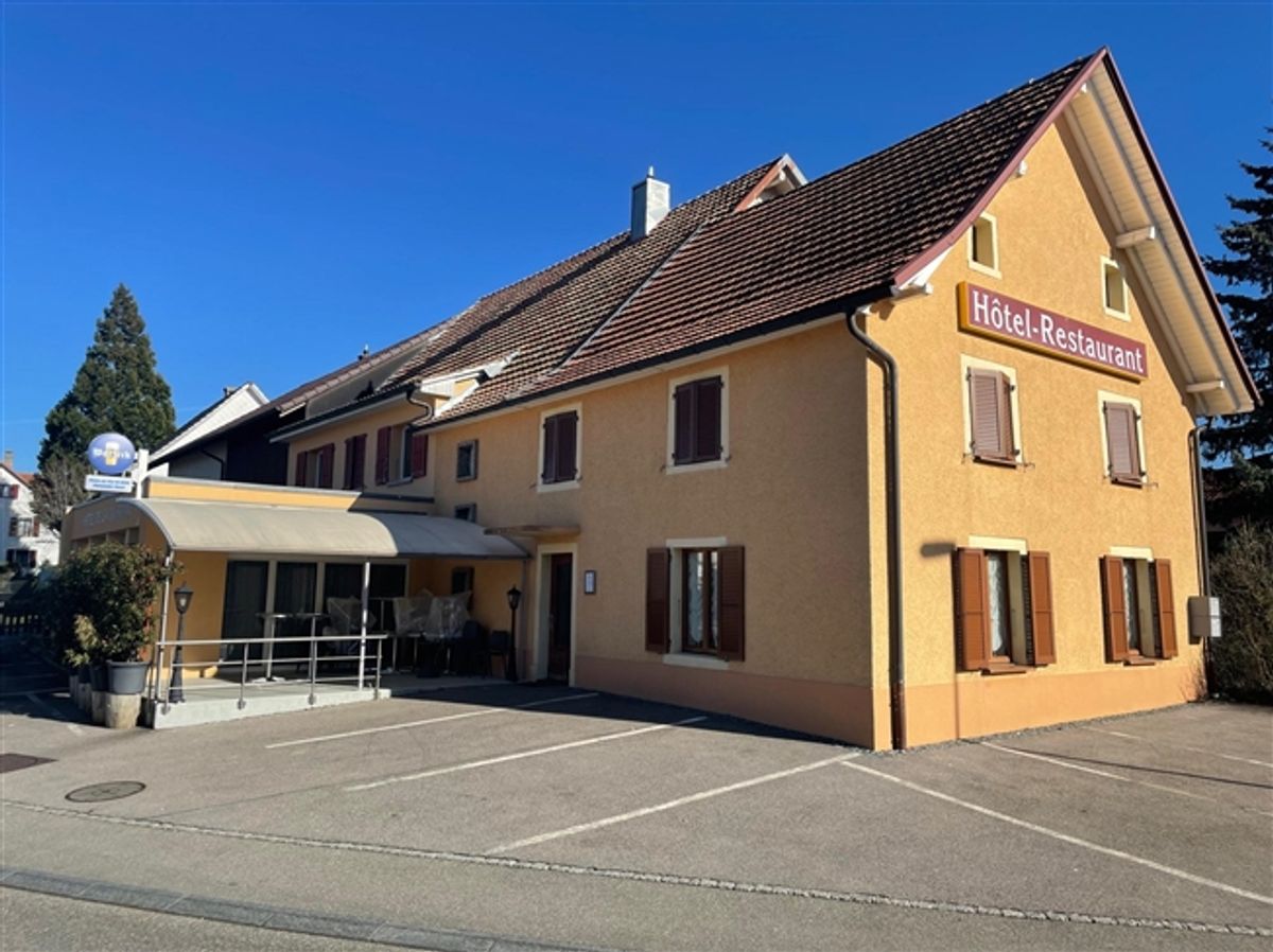 Kürzlich renoviertes Hotel/Restaurant - 0