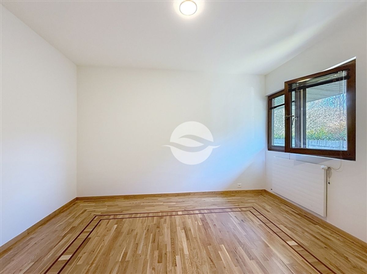 Wunderschöne und geräumige moderne Villa mit freiem Blick! - 4