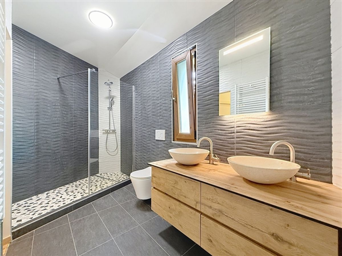Wunderschöne und geräumige moderne Villa mit freiem Blick! - 11