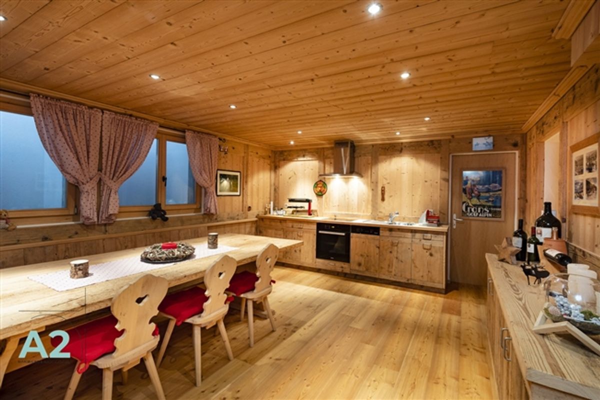 Chalet mit atemberaubendem Blick auf das Tal und die Alpen - 7