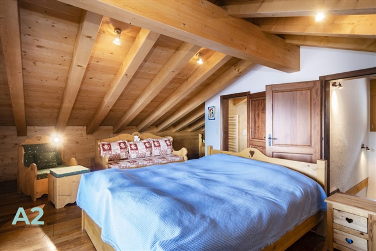 Chalet mit atemberaubendem Blick auf das Tal und die Alpen - 12
