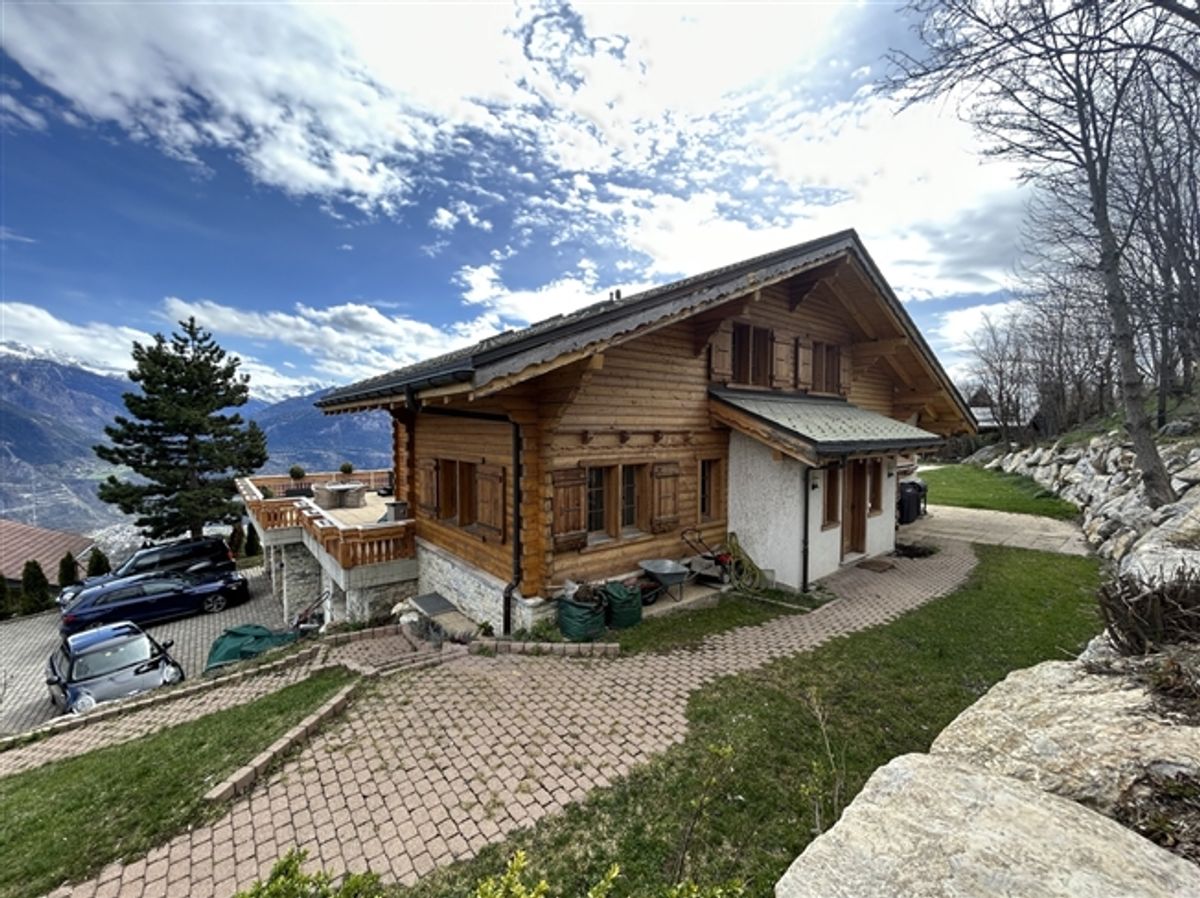 LOC 121 – CHALET RANDOGNE - 1