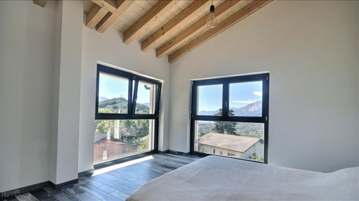Außergewöhnliche neue Villa in Lens – atemberaubender Blick auf den See von Louché - 10