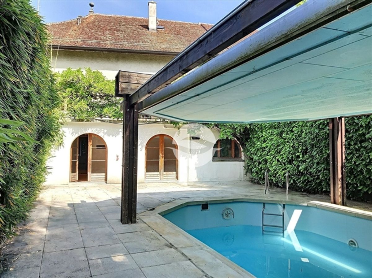 Charmantes Landhaus mit Pool - 0