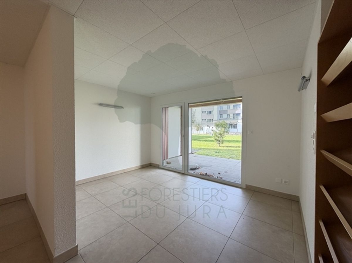 Medizinisches Büro von 176 m² im Erdgeschoss - Courfaivre - 3