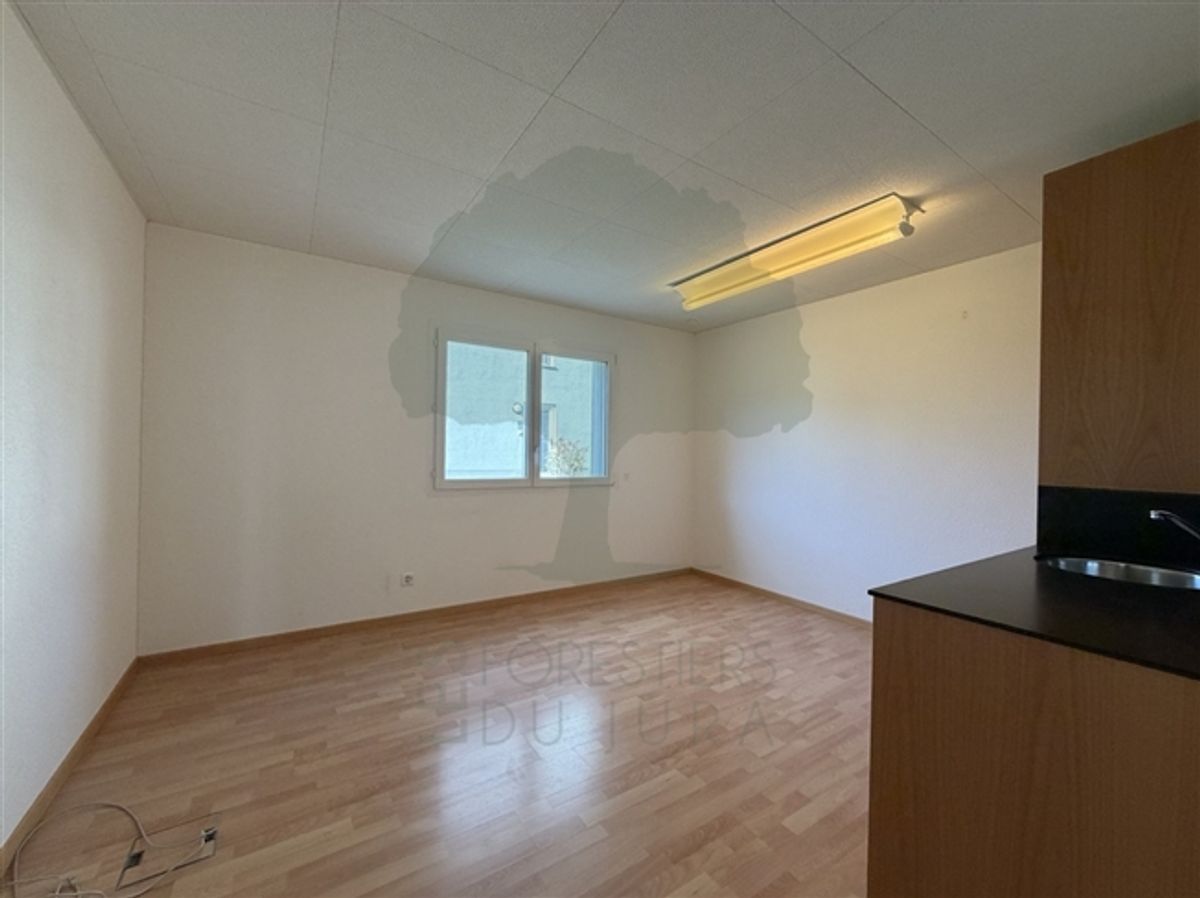 Medizinisches Büro von 176 m² im Erdgeschoss - Courfaivre - 6