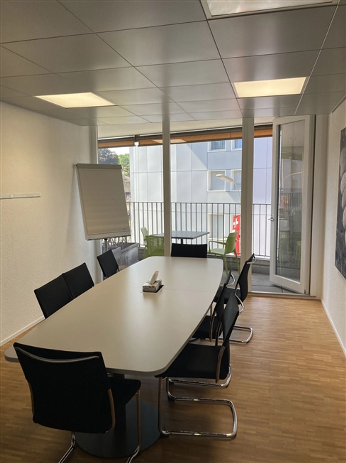 2 GEWERBE-EINHEITEN IN STWE - 3
