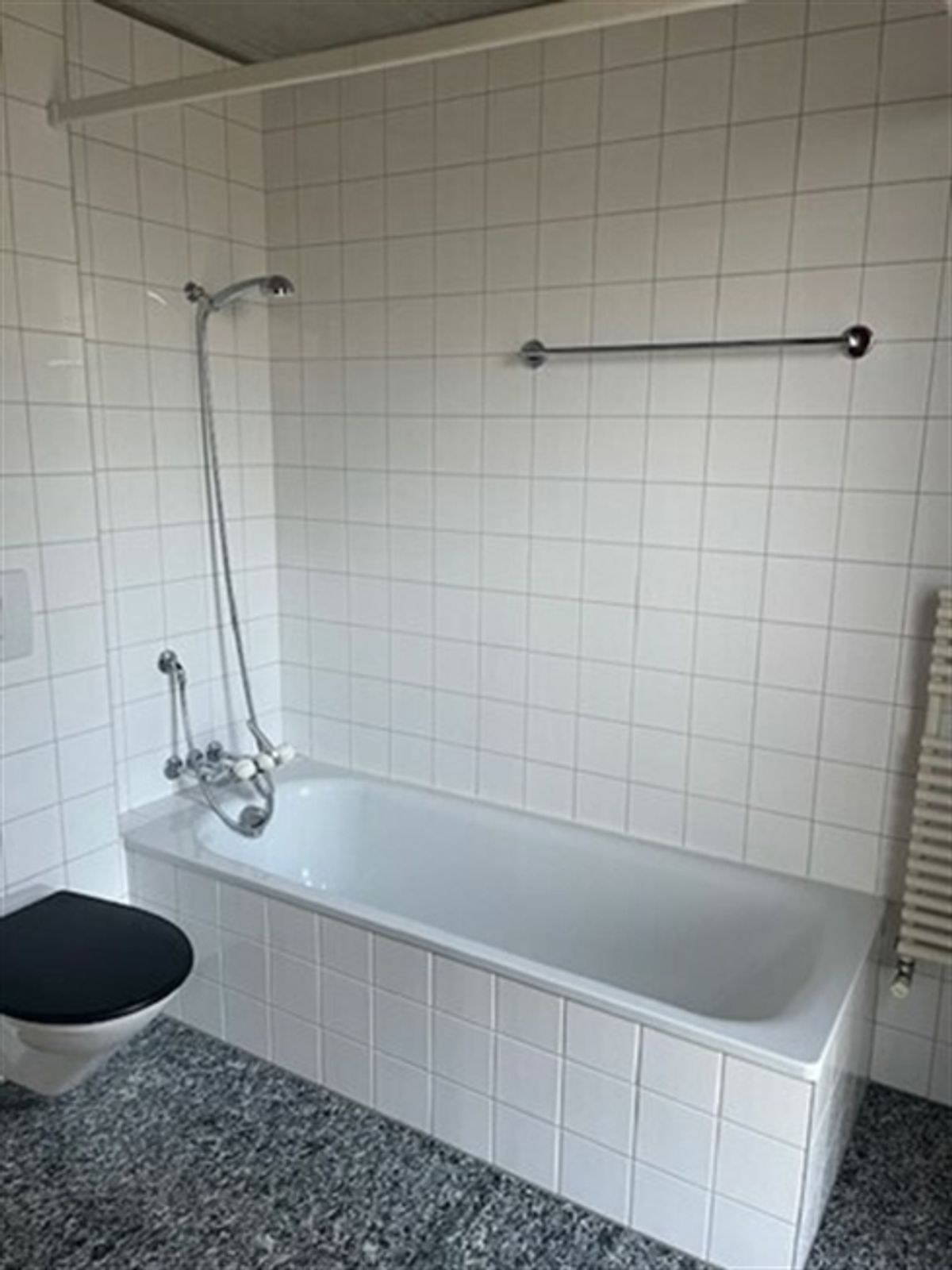 ARCEGNO, REIHENHAUS 5-ZIMMERWOHNUNG DUPLEX ZU VERMIETEN - 6