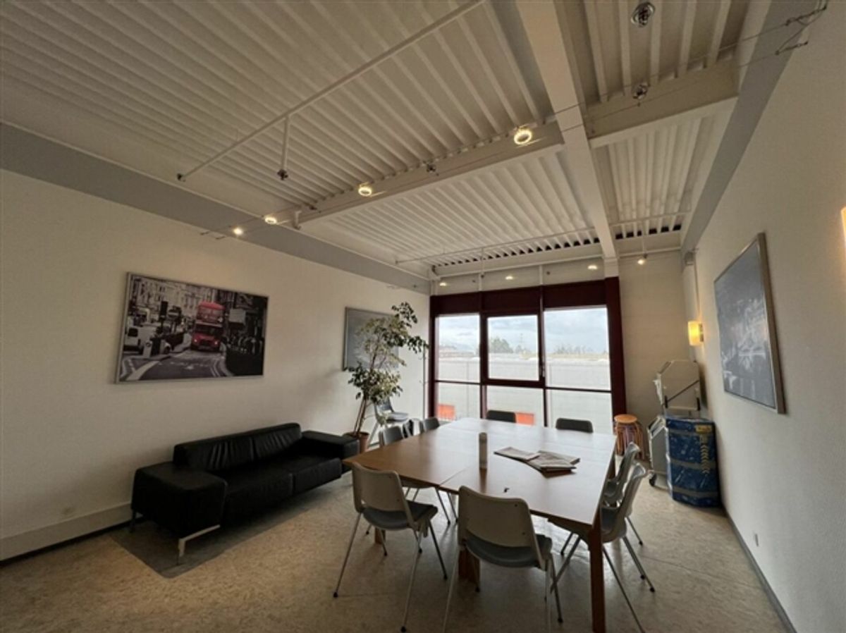 Verwaltung/Büro 18 Zimmer in Le Mont-sur-Lausanne - 3