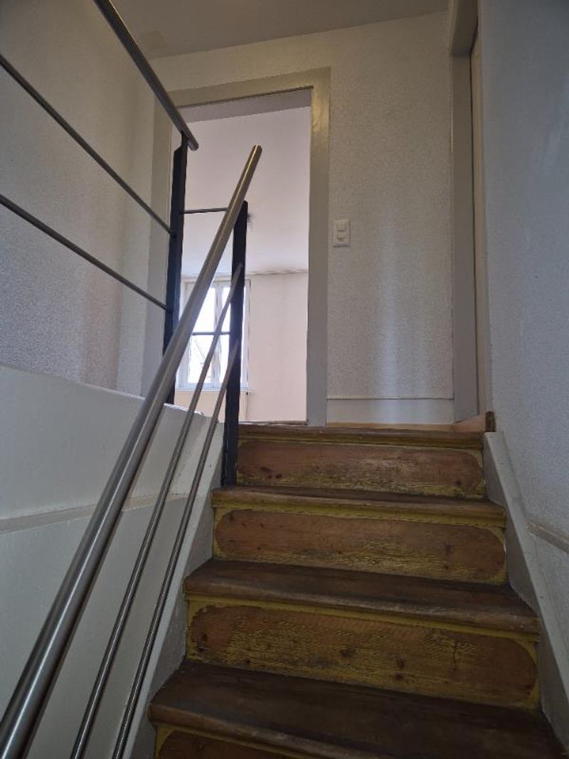 Wohnen und Arbeiten in flexibler Altbaustruktur in Stadtlage - 4