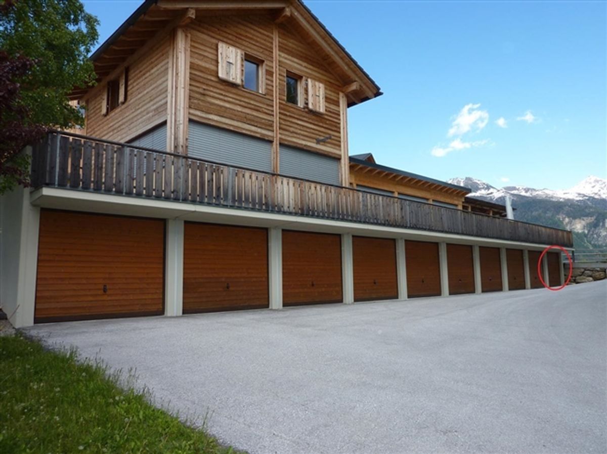 Garage Nr. 450 (10) Bouzerou - 0