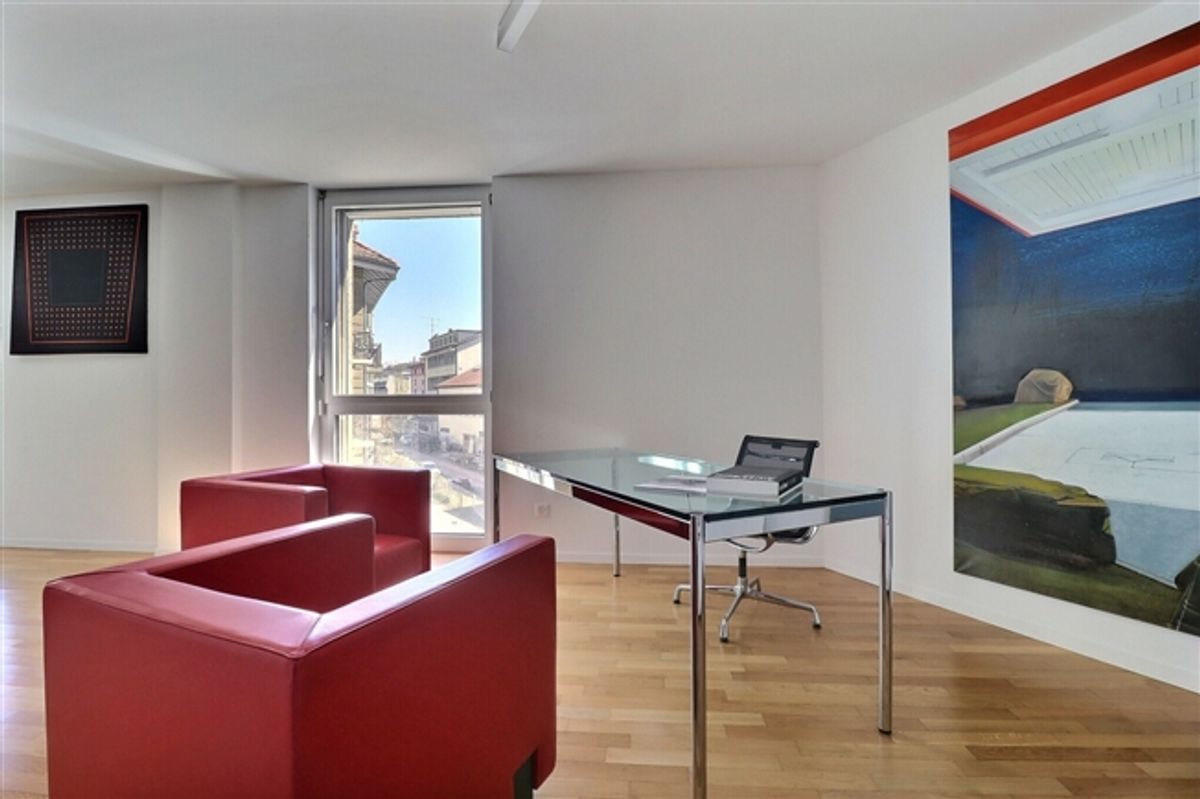 Verwaltungsfläche oder Wohnung von 138 m2 - 1