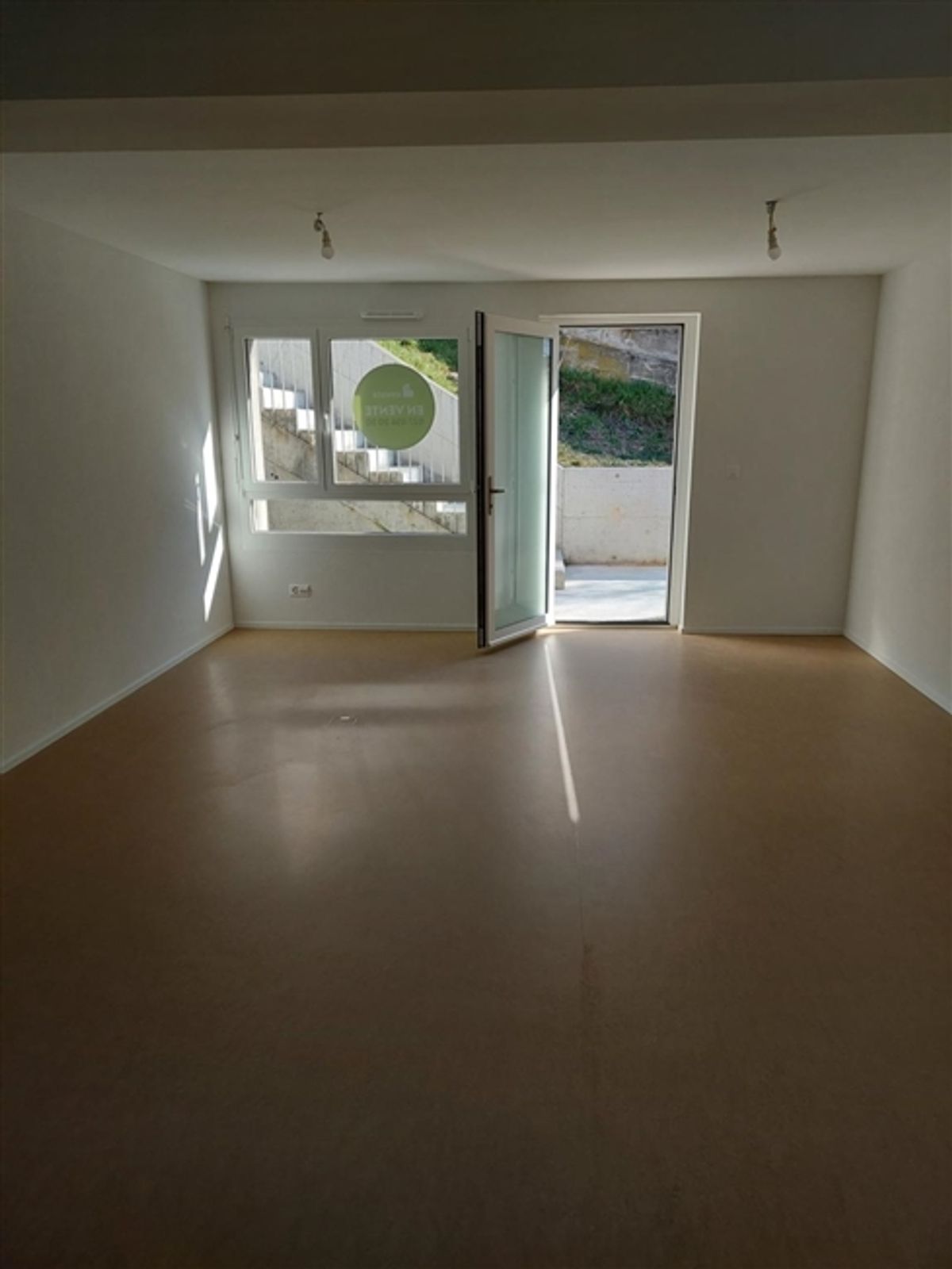Investorenbüro - 3