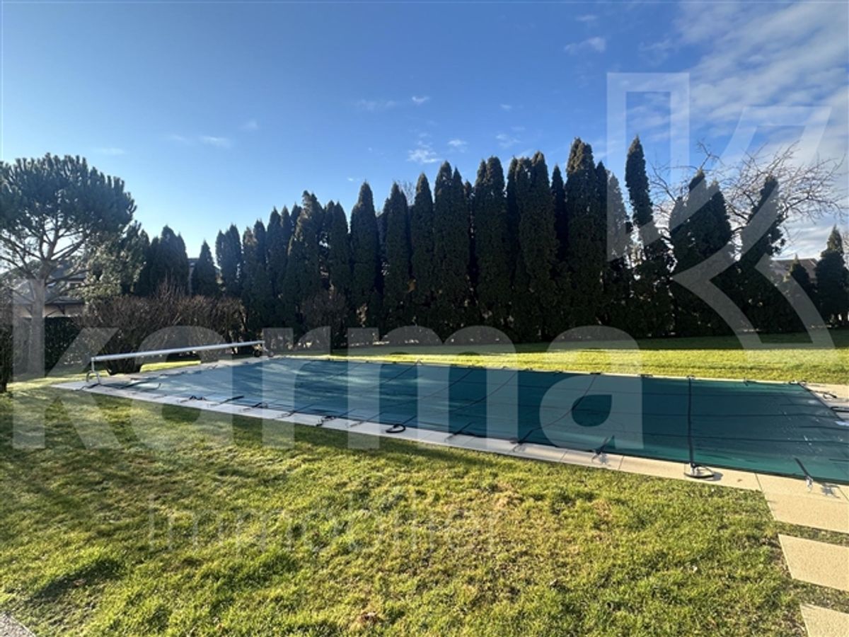 Wunderschönes Einfamilienhaus mit Pool - 5 Schlafzimmer - 3