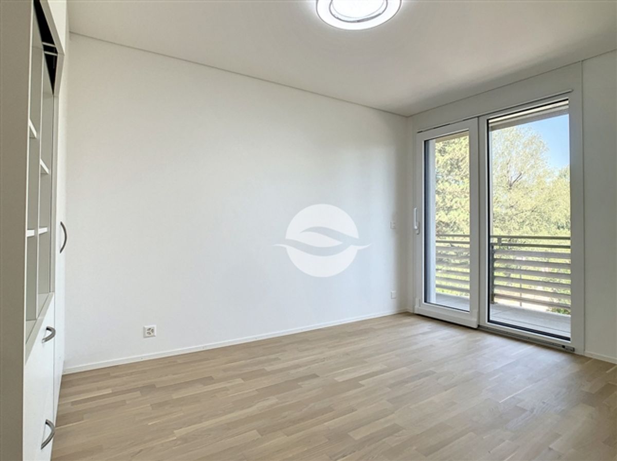 Wunderschöne Doppelvilla mit Carport - 9