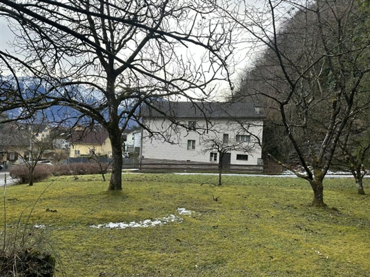 787 m2 Bauland in der Dorfkernzone Sevelen mit altem Wohnhaus und Scheune - 4