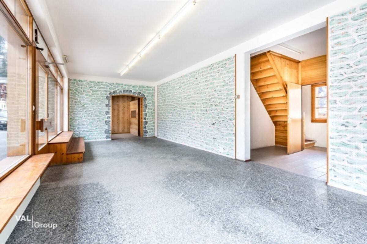 Local commercial à rénover avec potentiel création de logements - 2