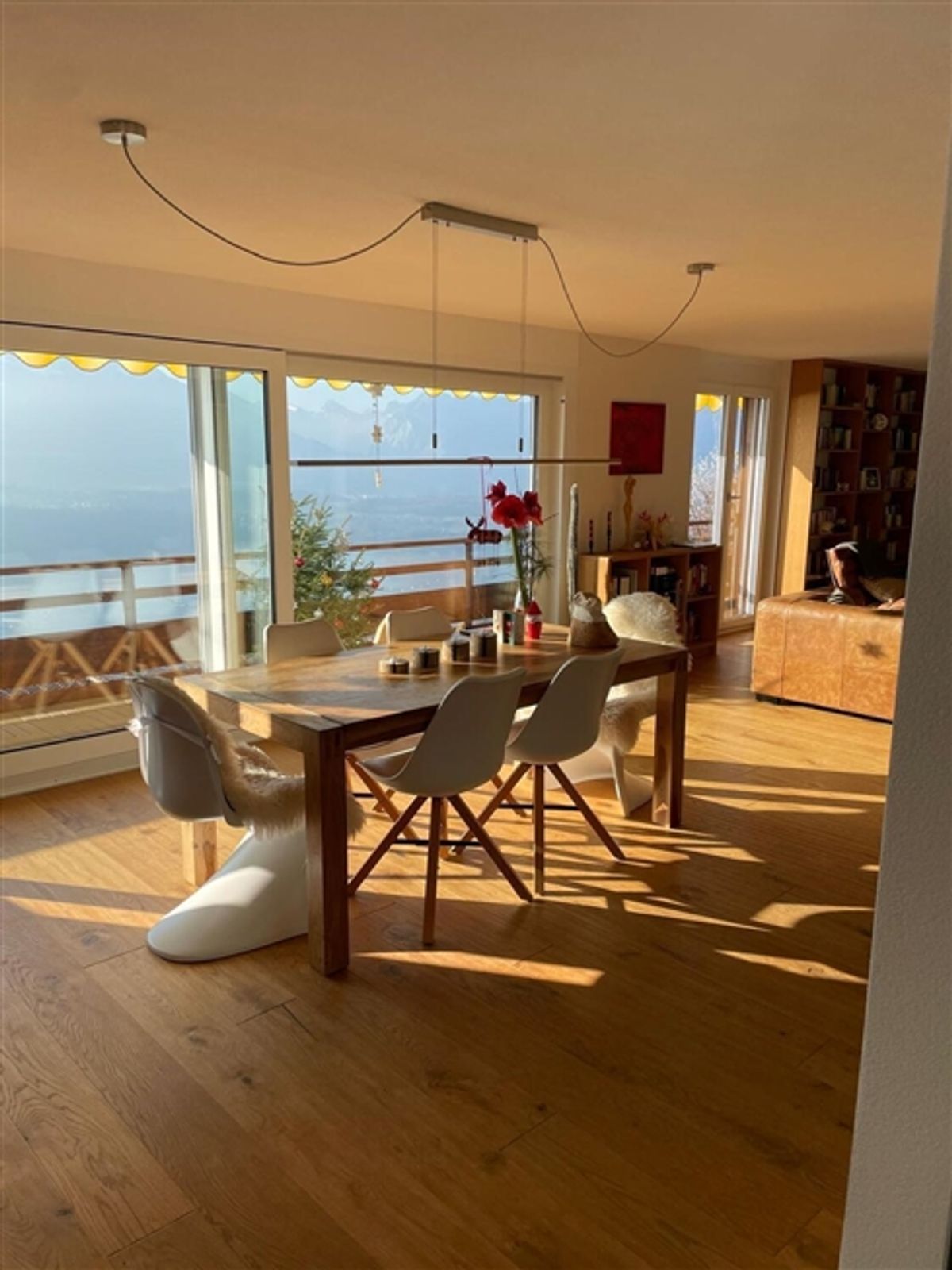 3 ZIMMER-HAUS IN TSCHINGEL OB GUNTEN (BE), MÖBLIERT, TEMPORÄR - 1
