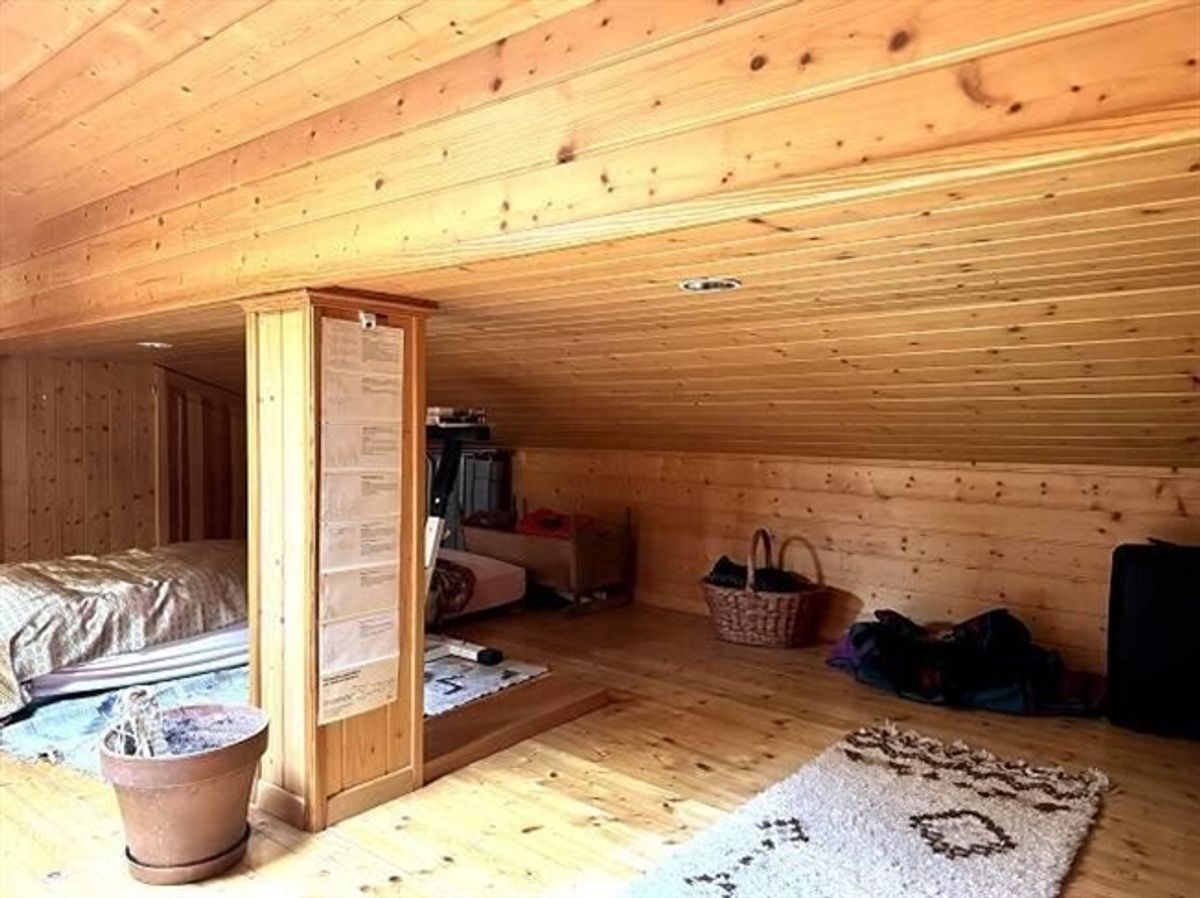 6 1/2-Zimmer-Haus mit Ladengeschäft an ruhiger Lage im Dorfkern / 6 1/2-Zimmer-Haus mit Ladengeschäft in sehr ruhiger Lage im Dorfkern - 10
