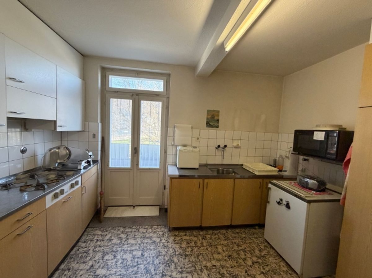 Wohn- und Geschäftshaus mit Baulandreserve in Strengelbach - 5