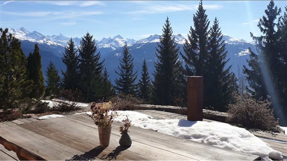 MITTEILUNG Wöchentliche Vermietung Familien-Chalet mit Panoramablick auf die Alpen - 4