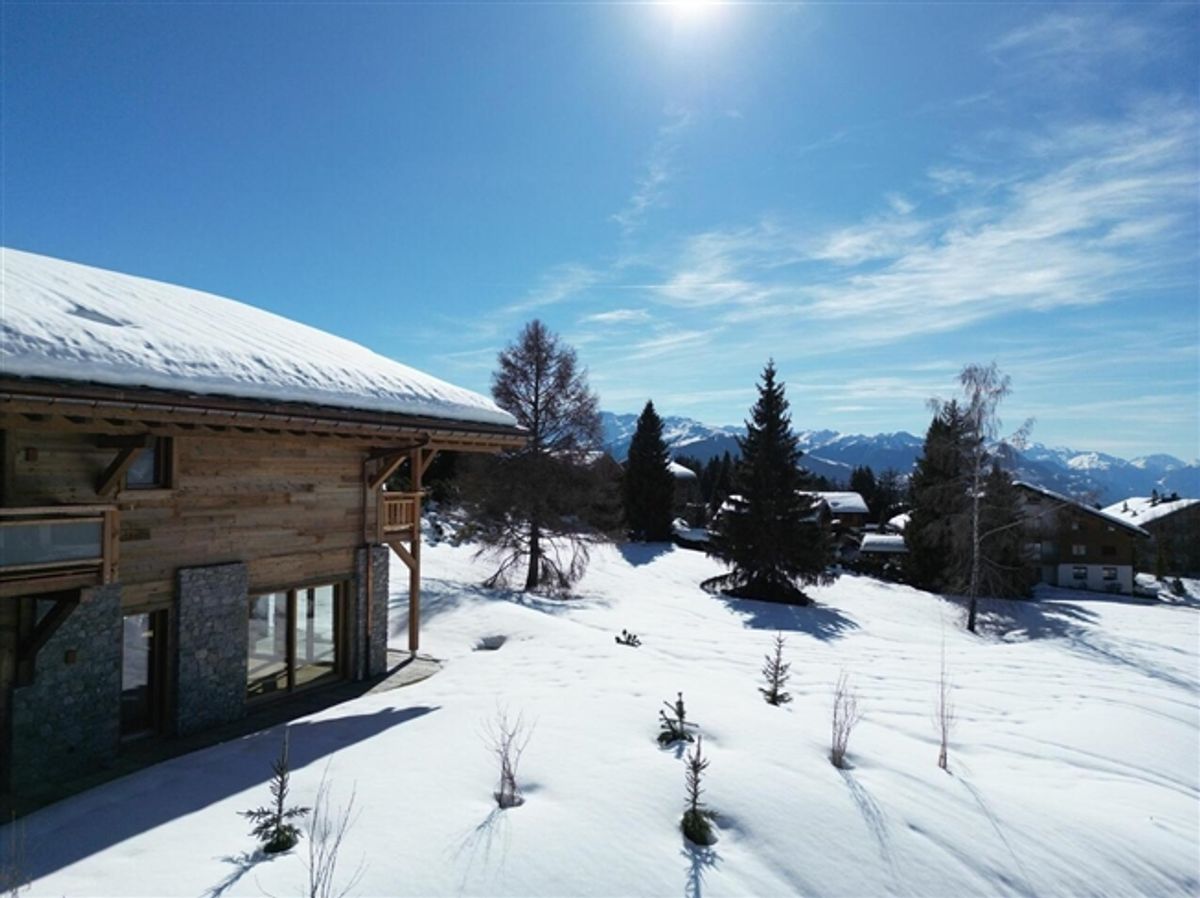 Absoluter Luxus Außergewöhnliches Chalet in Crans-Montana - 2