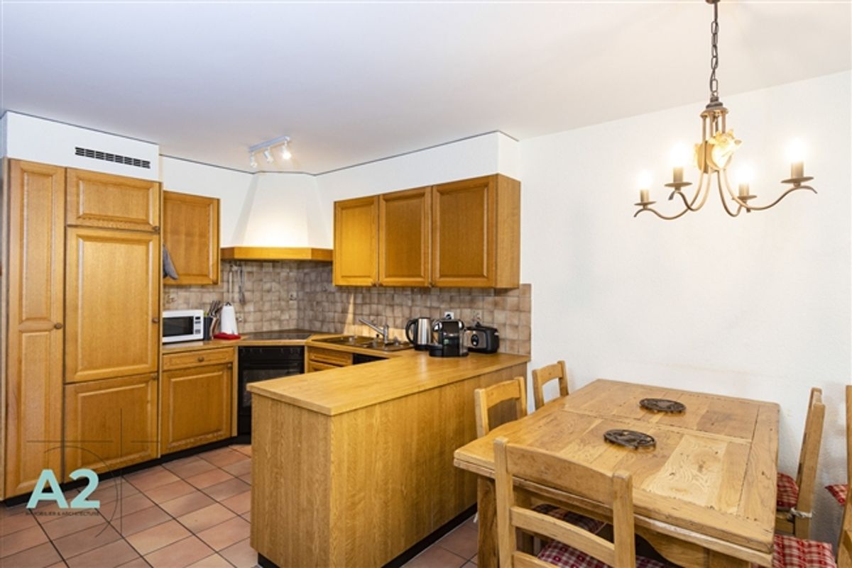 MITTEILICHES CHALET MIT GARTEN IN NÄHE DES REGENTS, WOCHE- / SÄSONNMITTEILUNG - 5