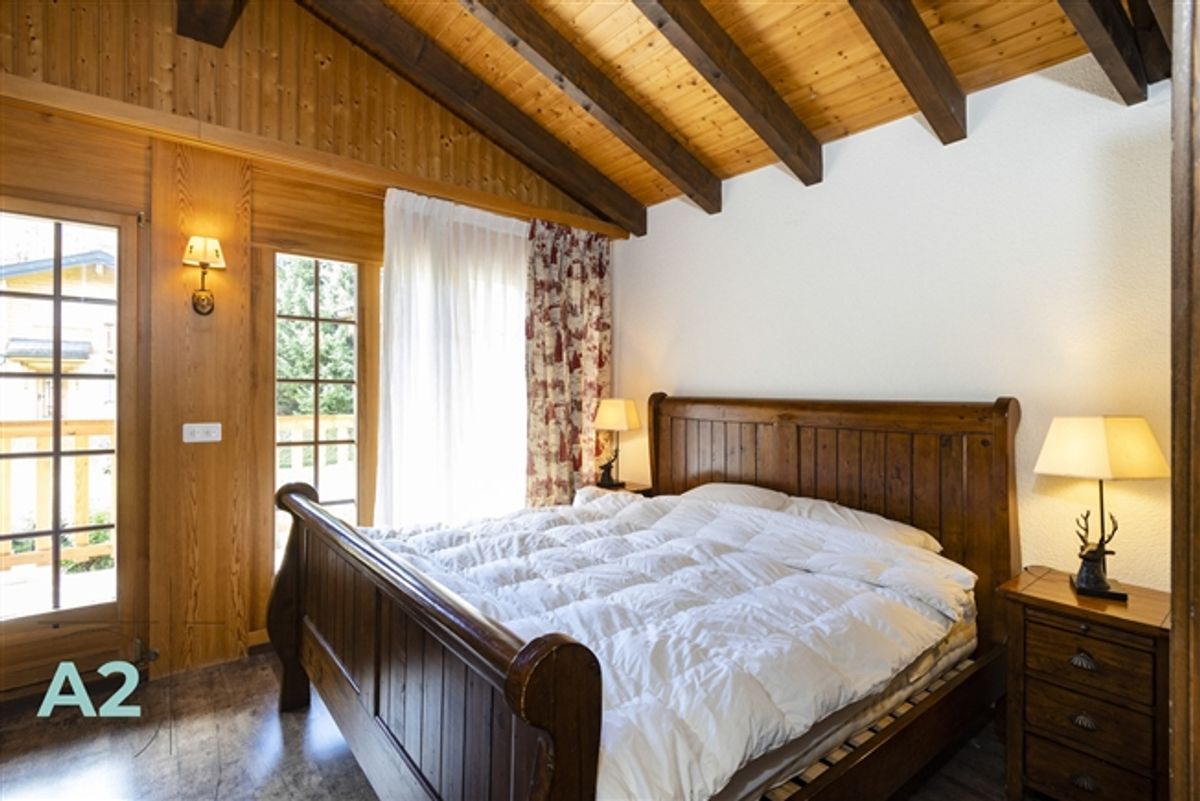 MITTEILICHES CHALET MIT GARTEN IN NÄHE DES REGENTS, WOCHE- / SÄSONNMITTEILUNG - 6