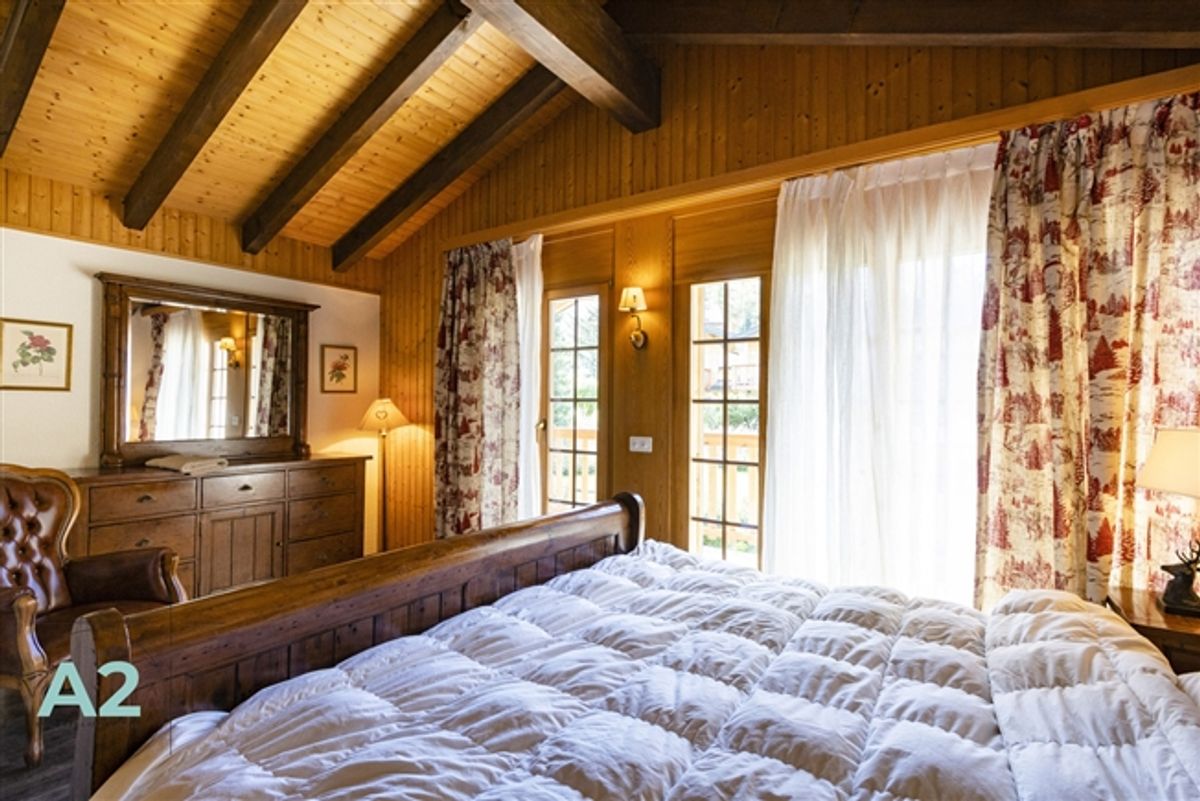 MITTEILICHES CHALET MIT GARTEN IN NÄHE DES REGENTS, WOCHE- / SÄSONNMITTEILUNG - 7