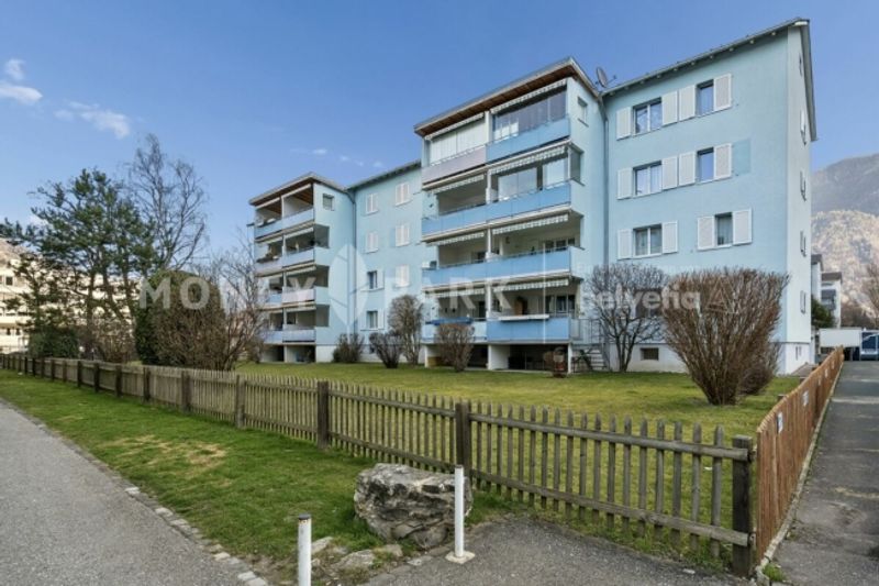 Grosszügige Wohnung mit zwei Balkonen und viel Wohnkomfort in Chur. - 3
