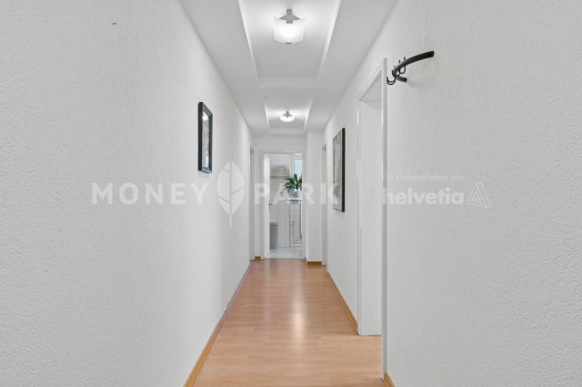Grosszügige Wohnung mit zwei Balkonen und viel Wohnkomfort in Chur. - 5