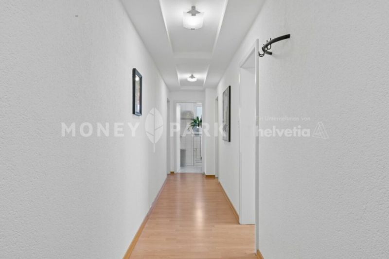 Grosszügige Wohnung mit zwei Balkonen und viel Wohnkomfort in Chur. - 6