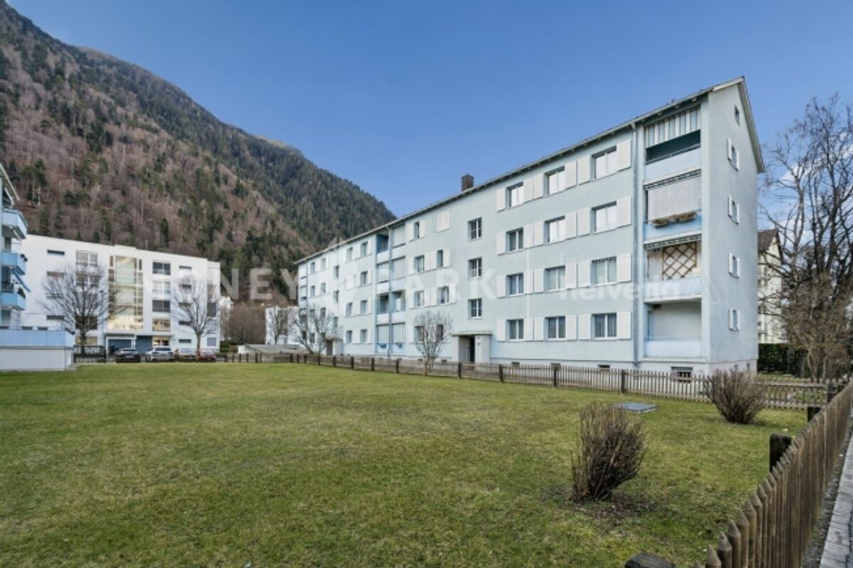Grosszügige Wohnung mit zwei Balkonen und viel Wohnkomfort in Chur. - 9