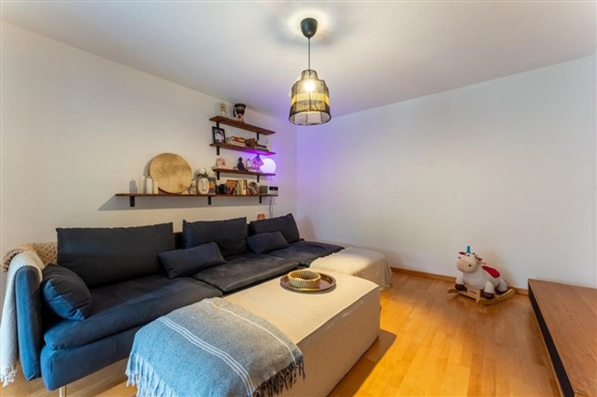 6½ ZIMMER-HAUS IN BASSERSDORF (ZH), MÖBLIERT, TEMPORÄR - 1