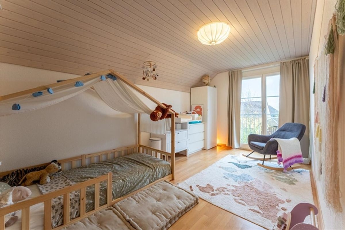 6½ ZIMMER-HAUS IN BASSERSDORF (ZH), MÖBLIERT, TEMPORÄR - 6
