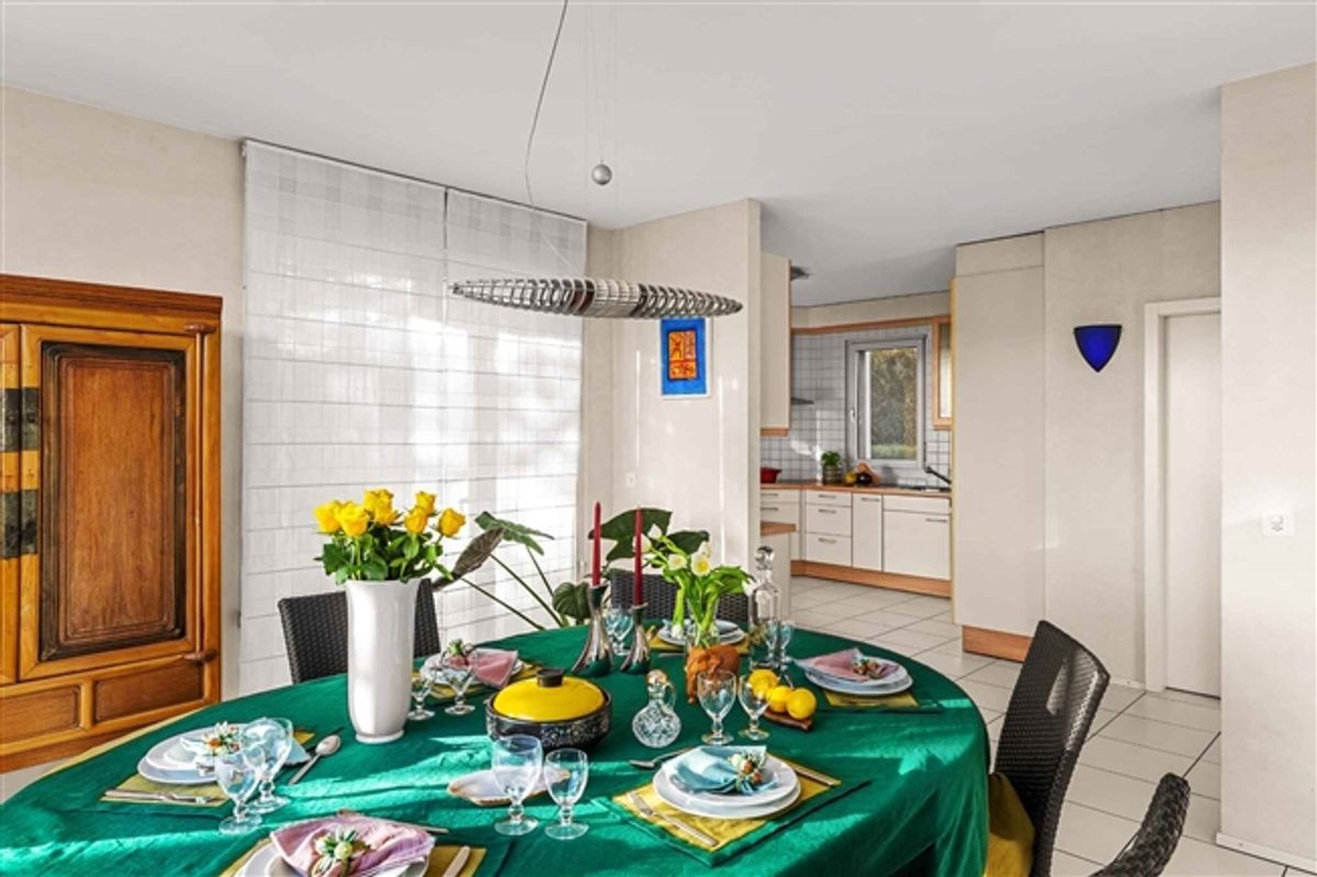 Lichtgetränkte Villa mit atemberaubendem Seeblick - 5