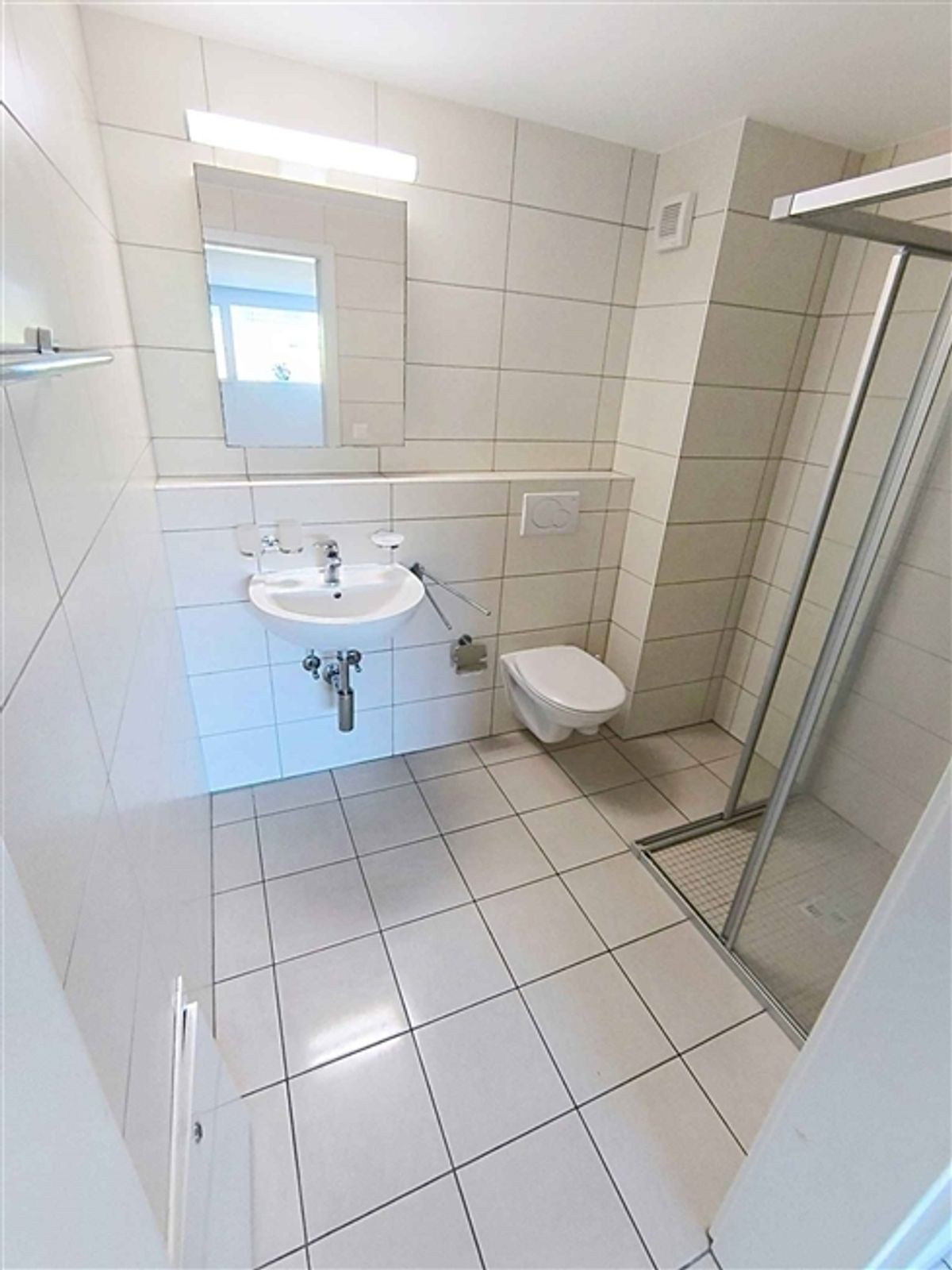45 m² Raum, ideal für Handwerker oder Lagerung - 6