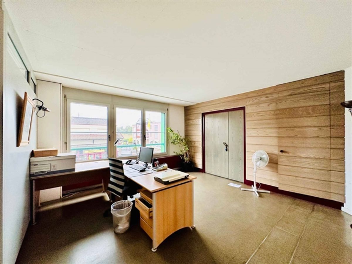 Bürofläche von 350 m² zum Verkauf in Nyon - 4