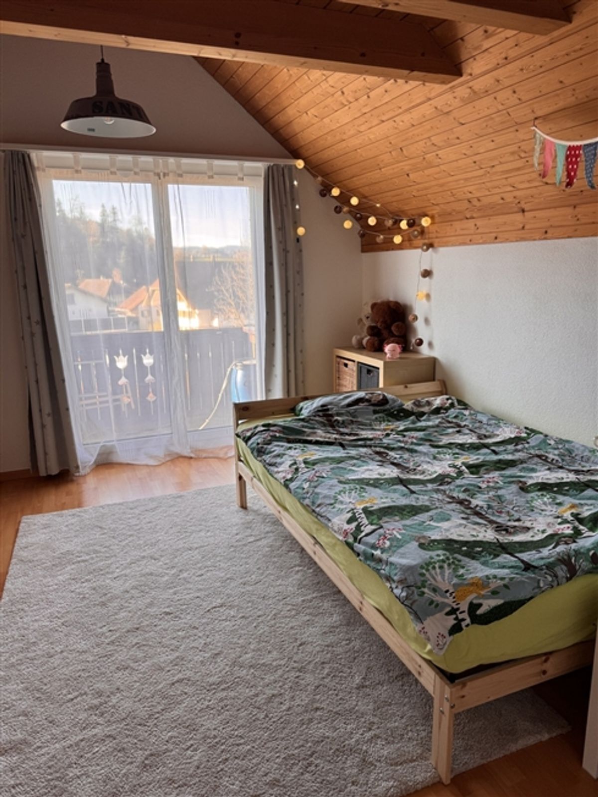6 ZIMMER-HAUS IN GRÜNEN (BE), MÖBLIERT, TEMPORÄR - 2