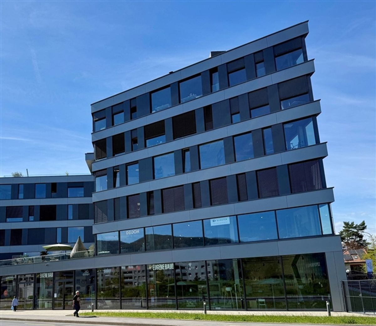 1226 THONEX – Büros mit 305 m² im 3. Stock eines modernen Gebäudes - 0