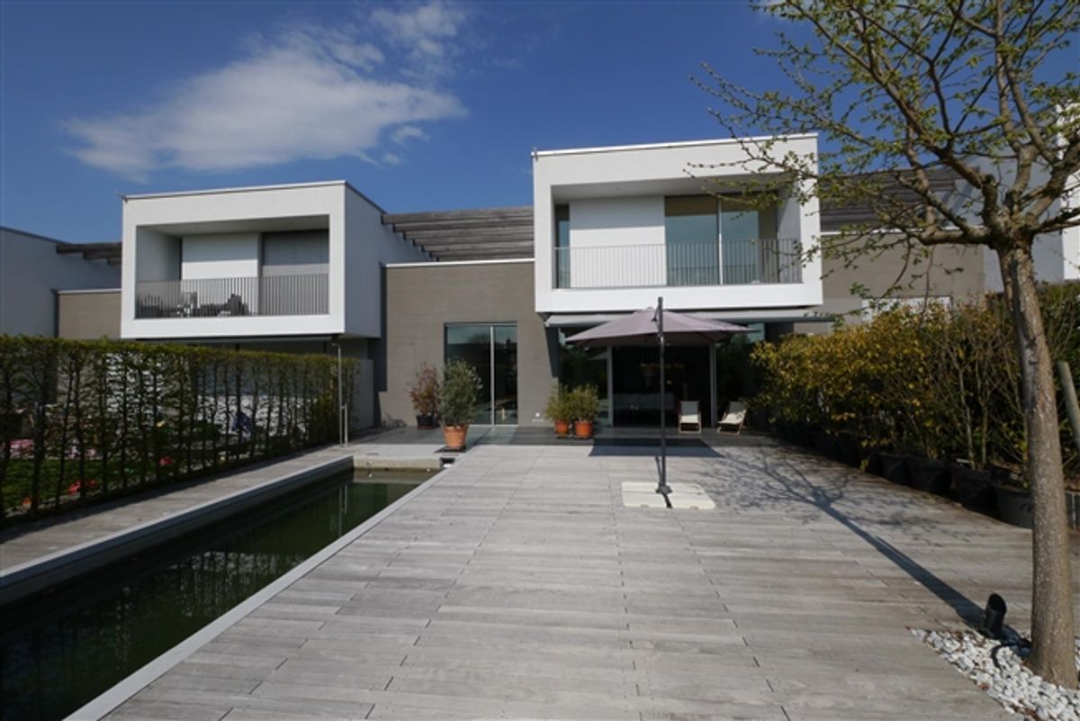 Zeitgenössische Villa in Vésenaz - 1