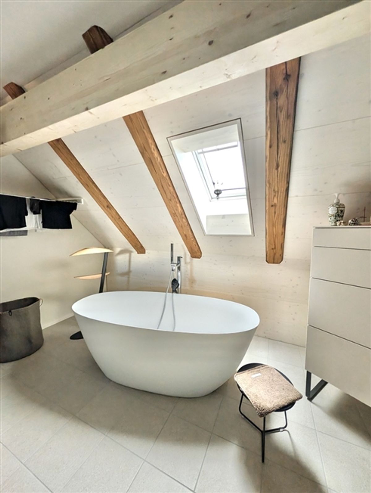 3.5 Zimmer Haus angebaut, Lift, Top Ausbau - 3