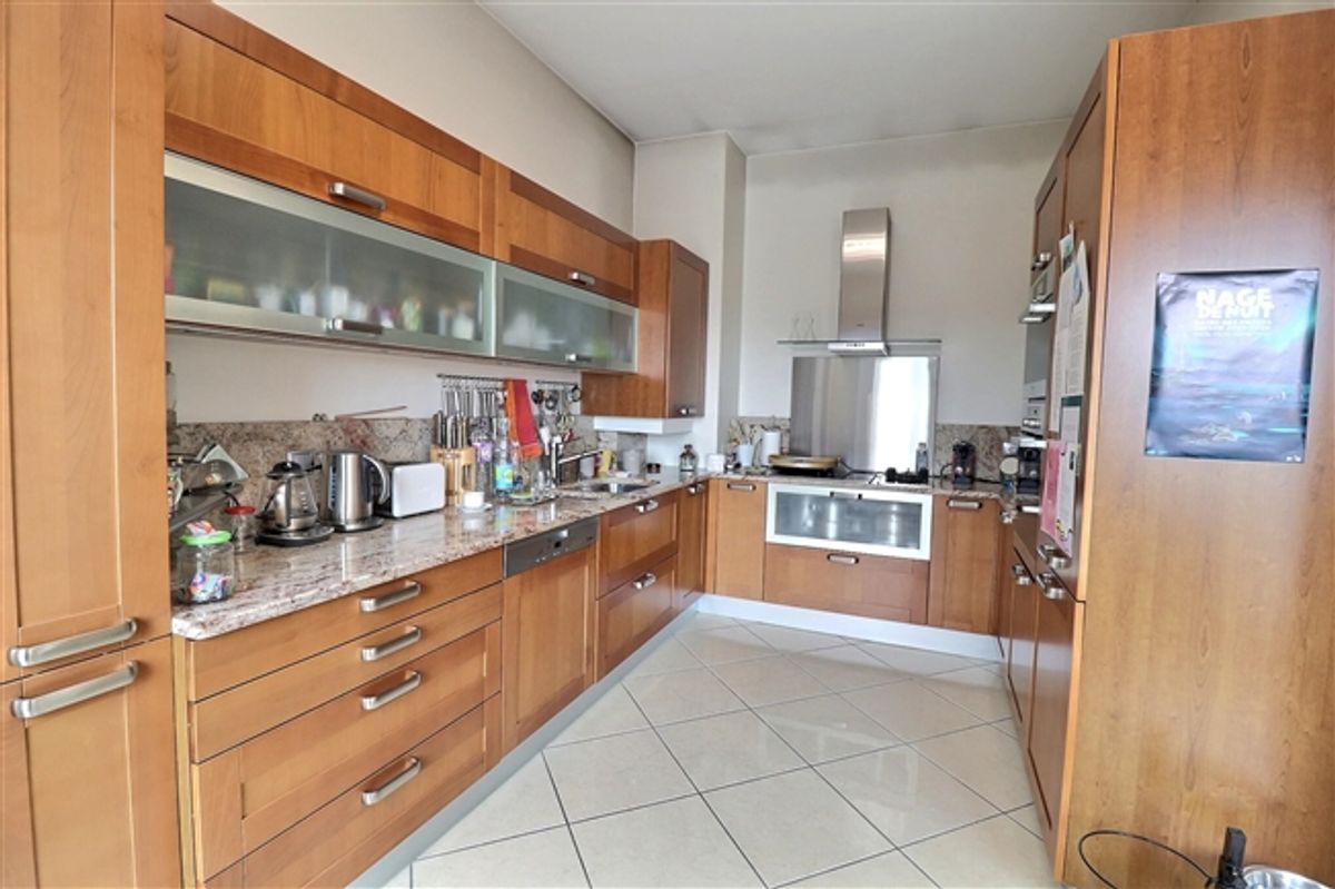 Hervorragendes Penthouse in bewohnter Lebensversicherung mit Rentenversicherung - 6