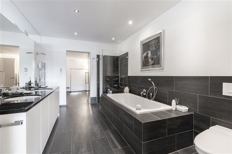 Stilvolle Familienwohnung mit herrlichen Terrassen - 9